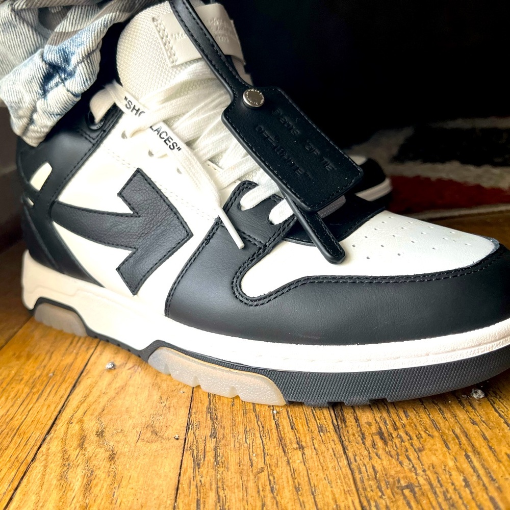 Off-White Out of Office #RipVirgil